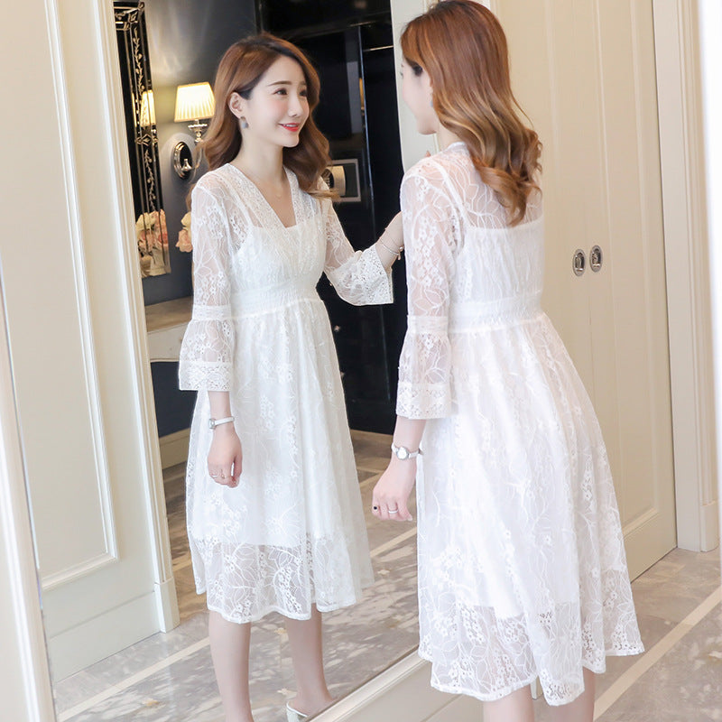 Two-piece Maternity Dress With Lace